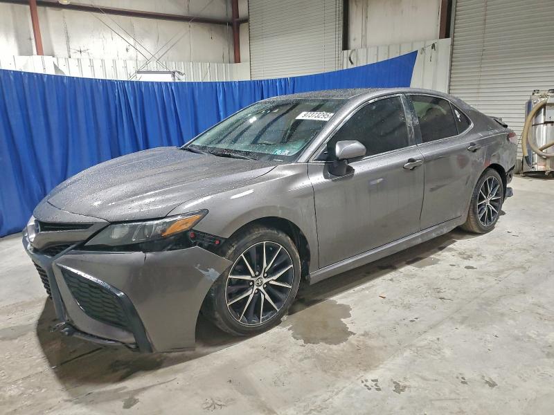 2021 Toyota Camry thumbnail 6
