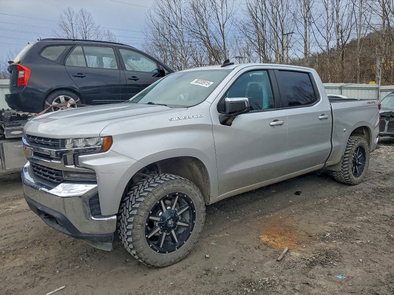 2019 Chevrolet Silverado thumbnail 6